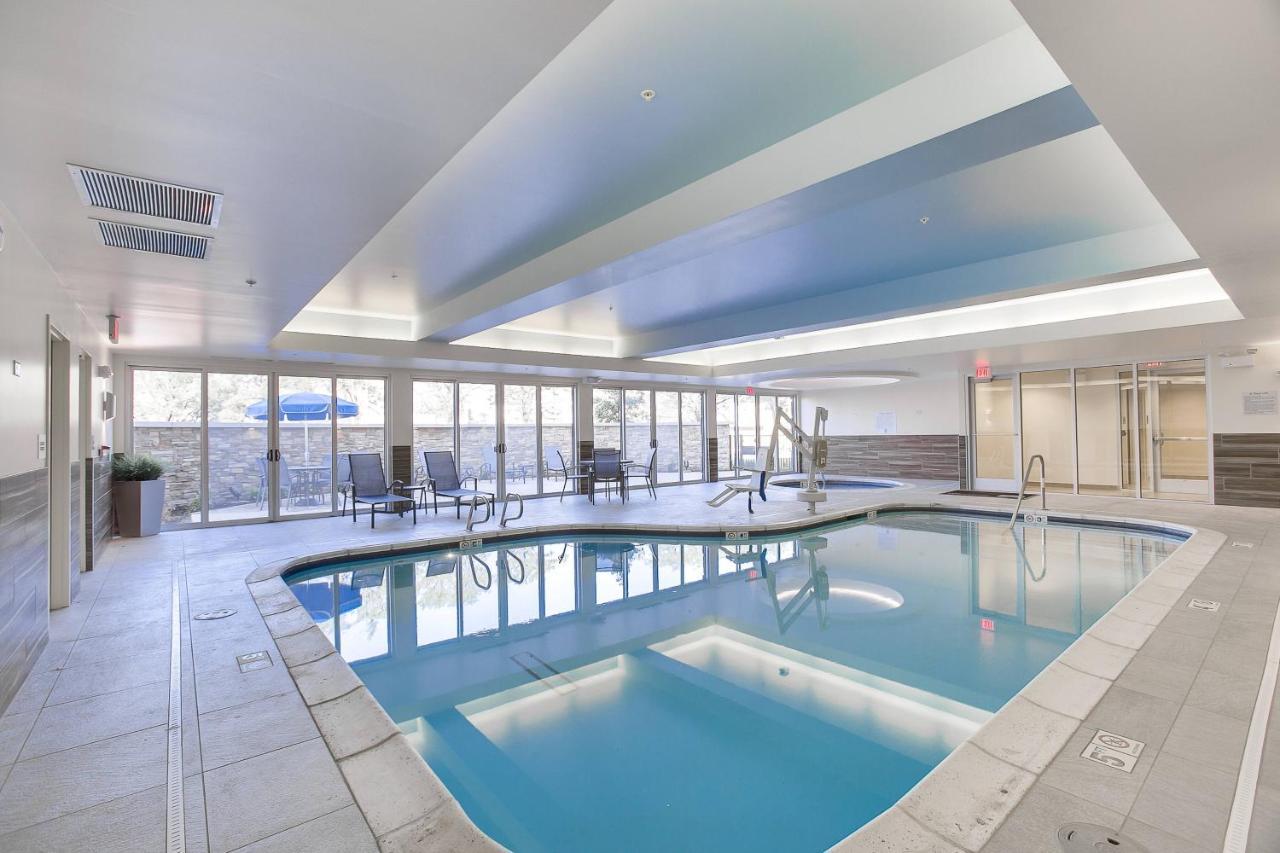 Fairfield Inn & Suites By Marriott Wichita East Екстер'єр фото
