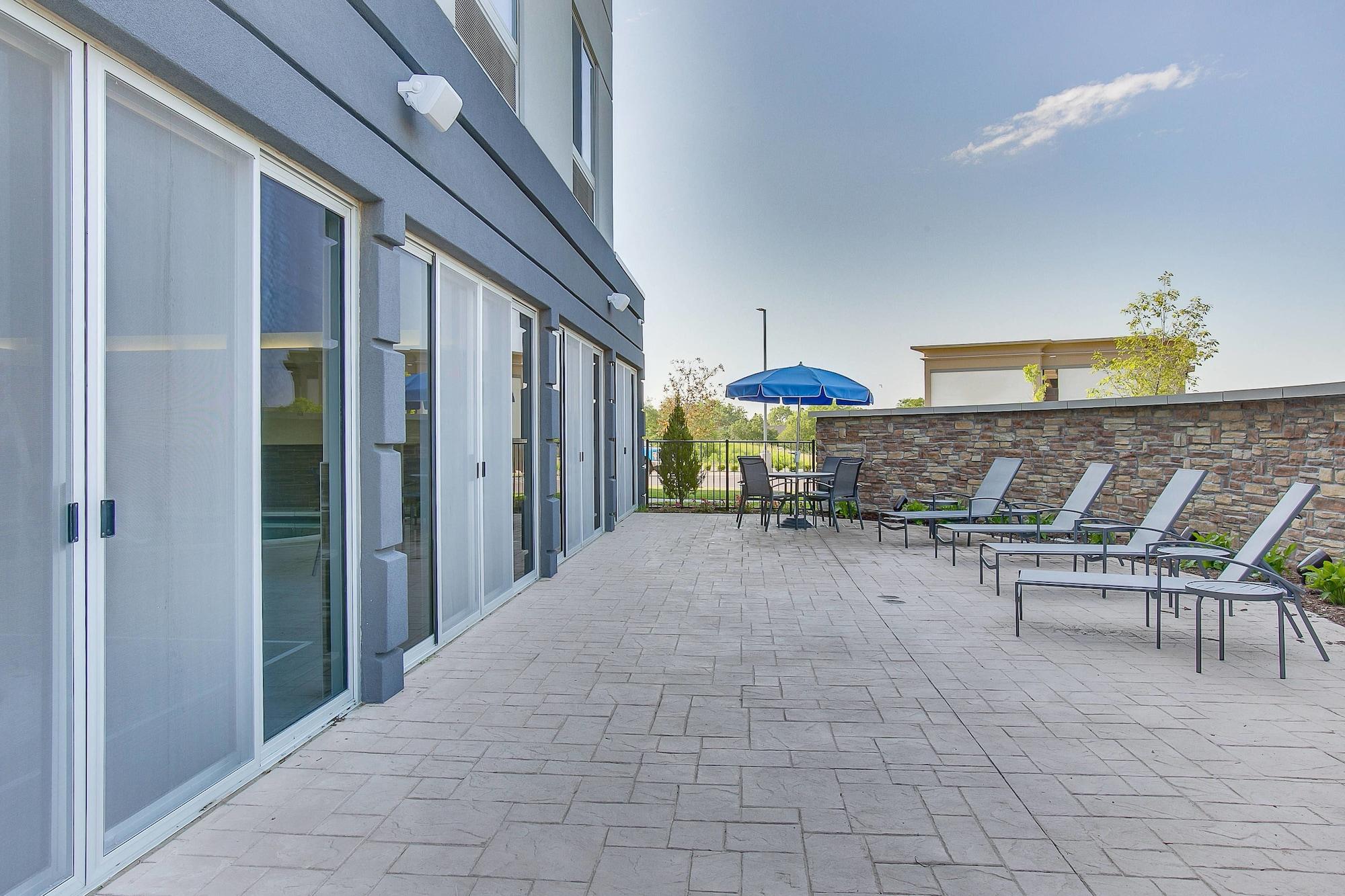 Fairfield Inn & Suites By Marriott Wichita East Екстер'єр фото